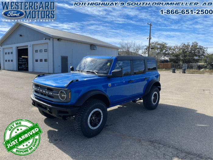 Used SUV 2024 Ford Bronco E7B Velocity Blue Metallic