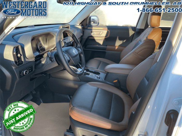 2024 Ford Bronco Sport Badlands  - Leather Seats - Image 10