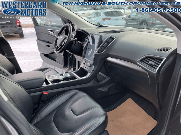 2022 Ford Edge Titanium  301A trim PKG - Image 19