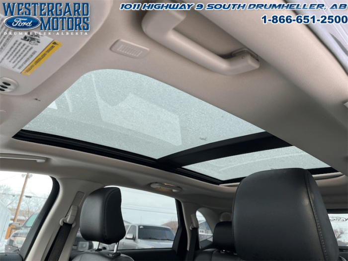 2022 Ford Edge Titanium  301A trim PKG - Image 22