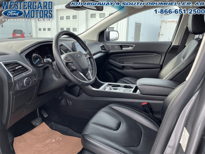 2022 Ford Edge Titanium  301A trim PKG - Image 3