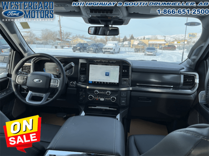 2024 Ford F-350 Super Duty Lariat  - Leather Seats - Image 23