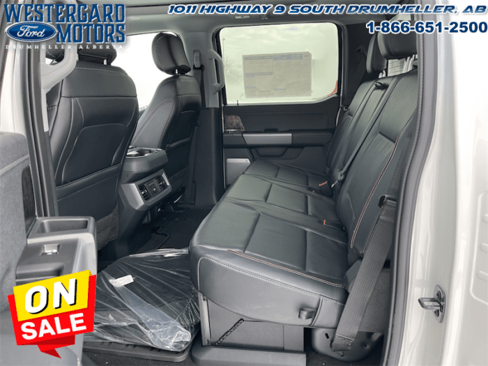 2024 Ford F-350 Super Duty Lariat  - Leather Seats - Image 7